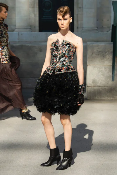 Look 44